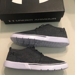 Boys Under Armour shoe